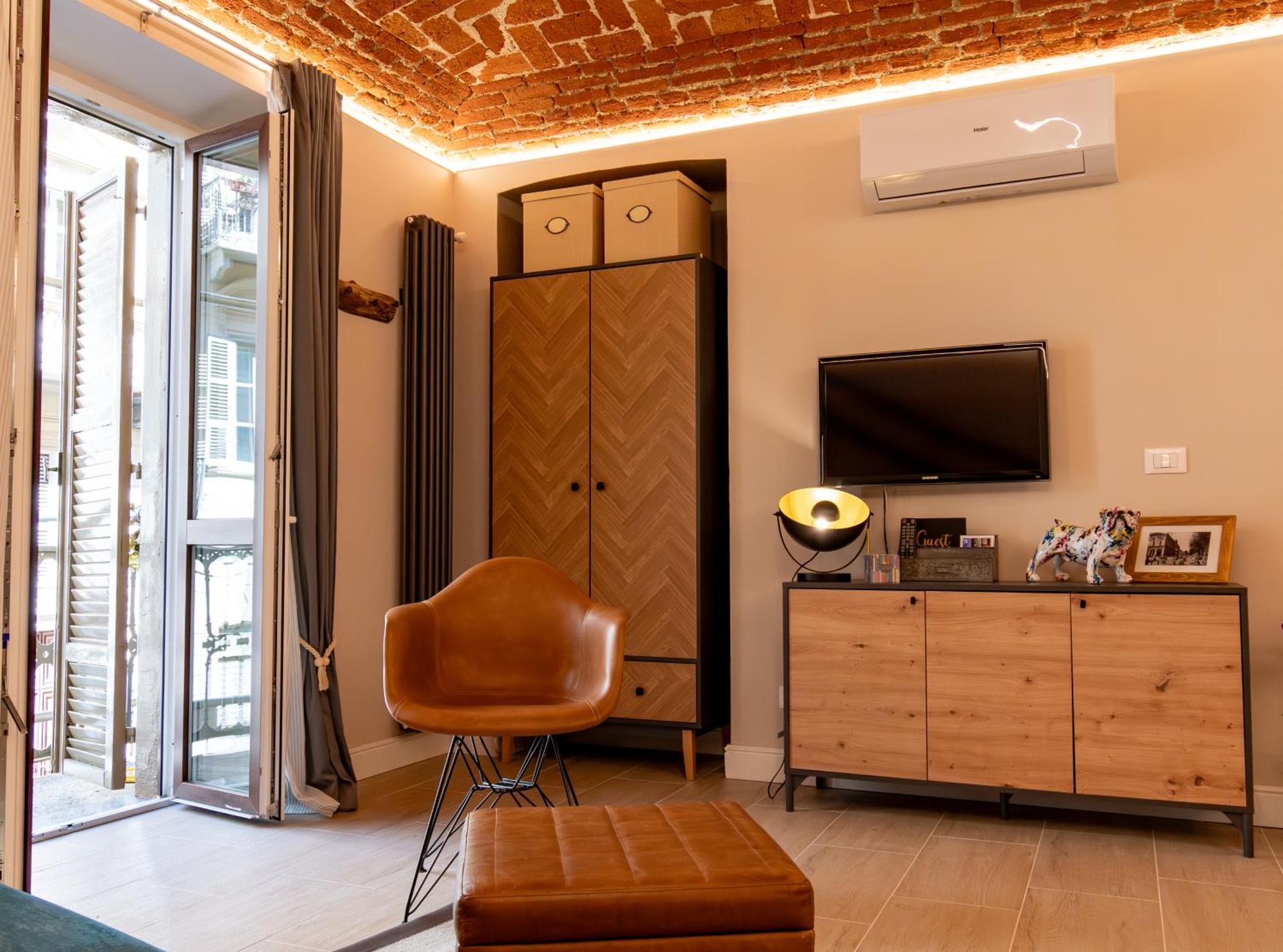 Apartment Maison 1800